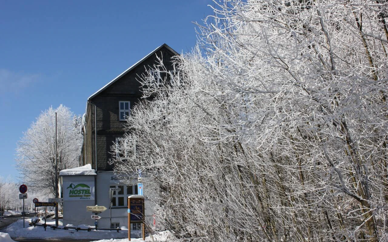 Hostel Erlebnisberg Kappe in Winterberg im Schnee